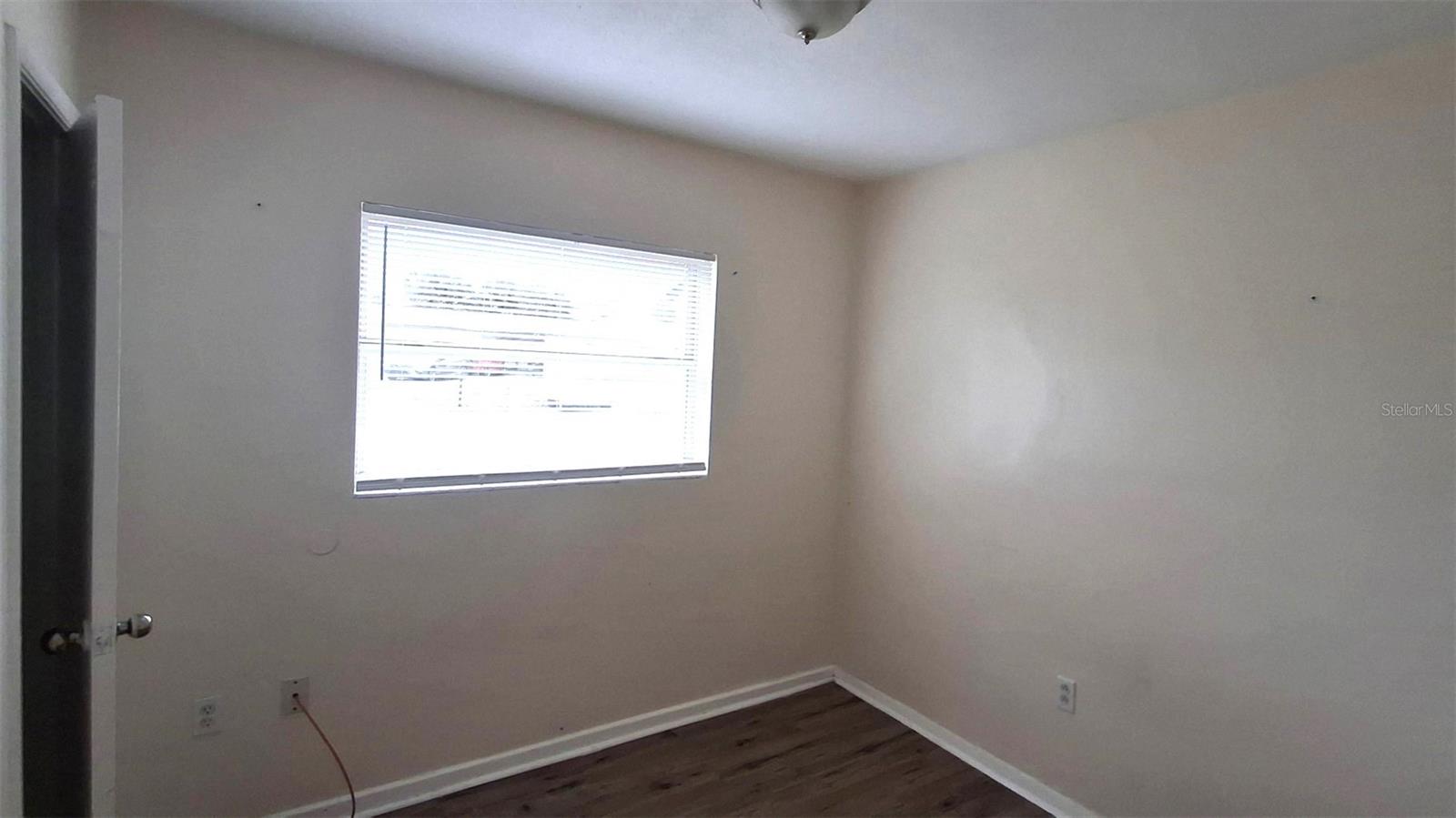 LONDONDERRY HILLS SEC 01 - Residential