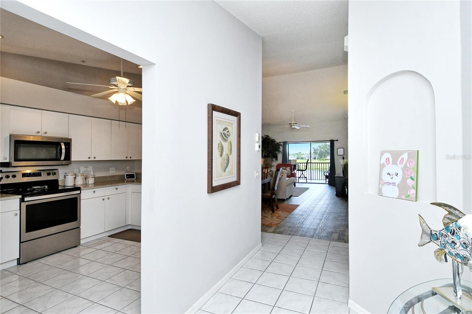 HERITAGE OAKS GOLF & COUNTRY CLUB - Residential