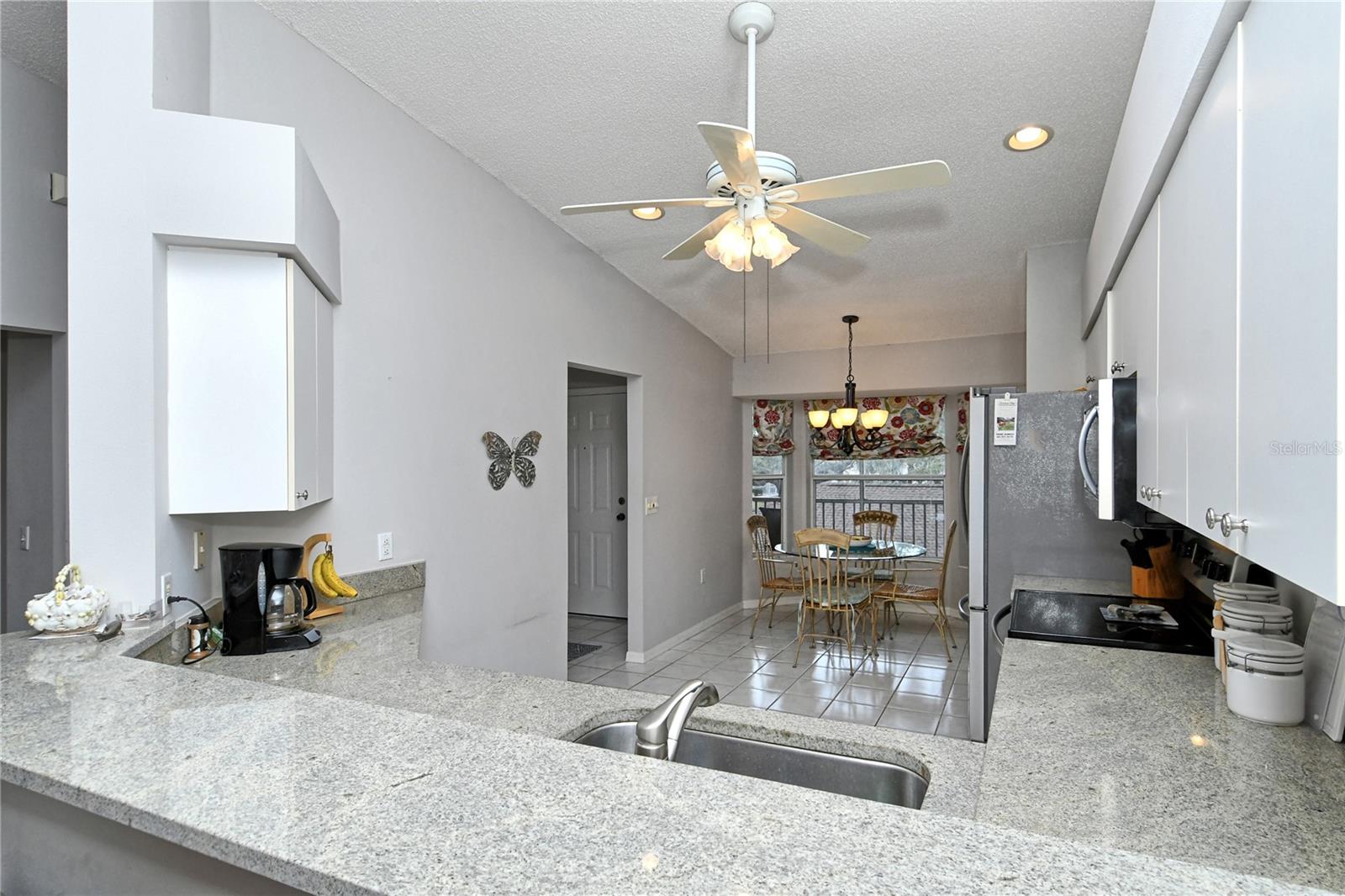 HERITAGE OAKS GOLF & COUNTRY CLUB - Residential