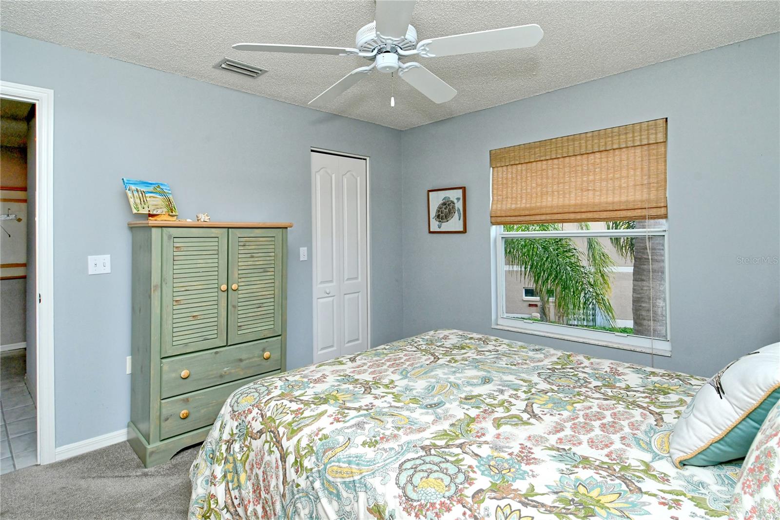 HERITAGE OAKS GOLF & COUNTRY CLUB - Residential