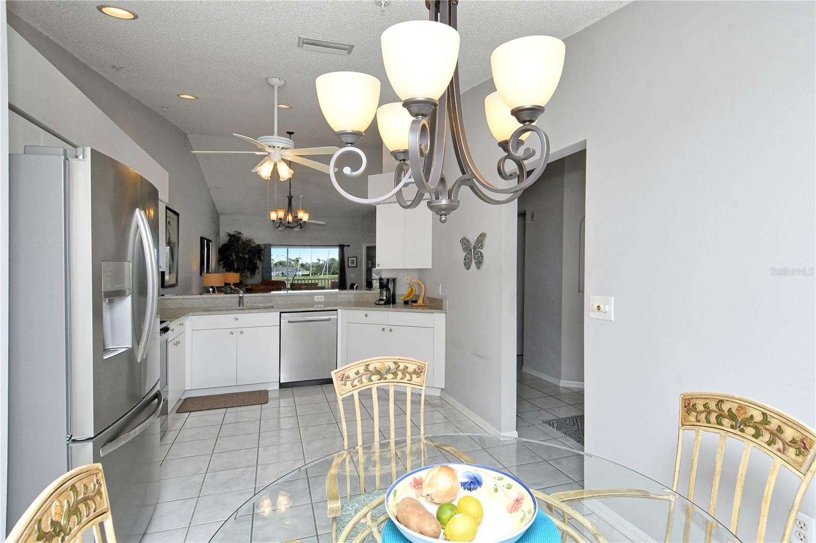 HERITAGE OAKS GOLF & COUNTRY CLUB - Residential