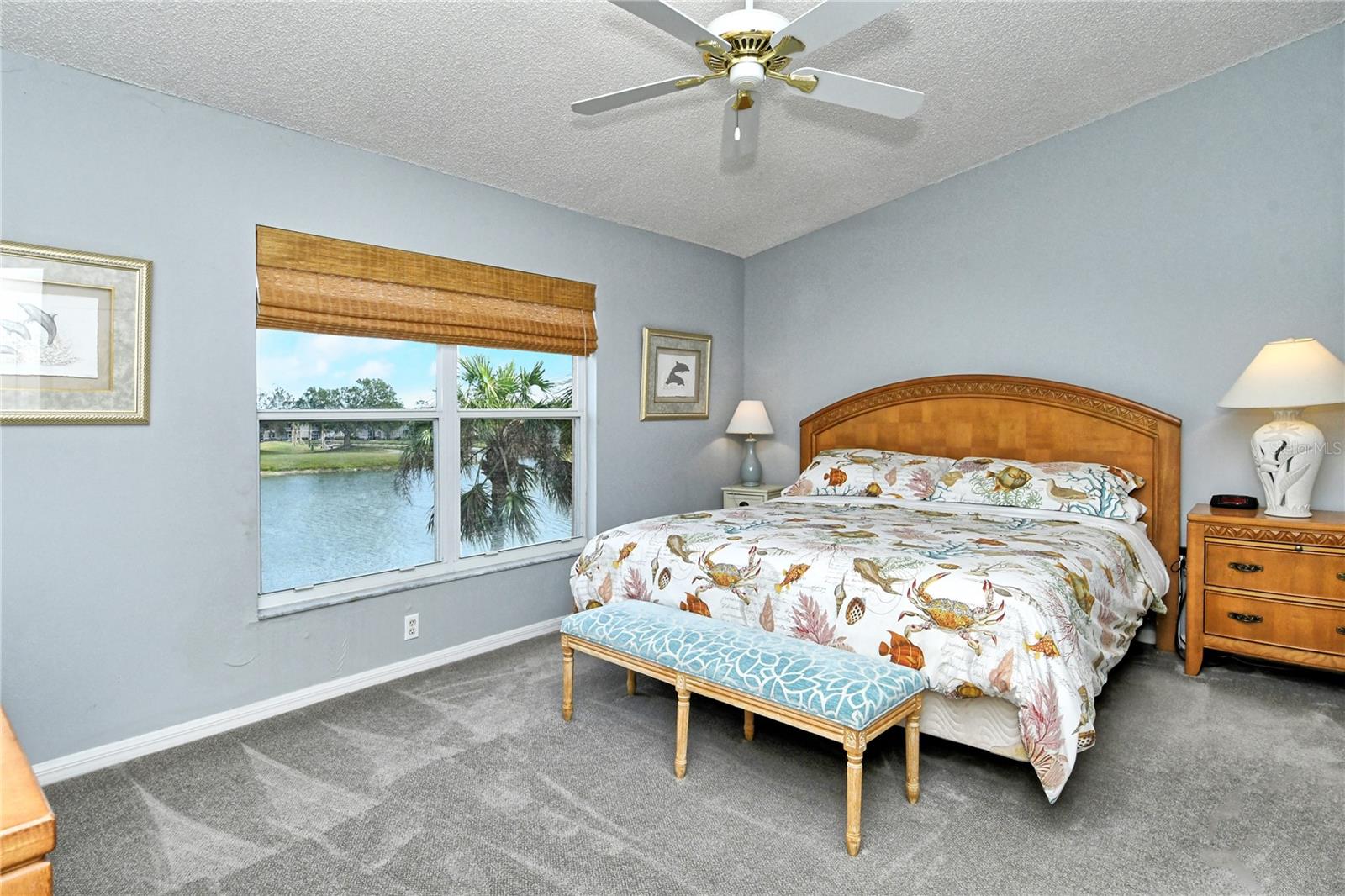 HERITAGE OAKS GOLF & COUNTRY CLUB - Residential