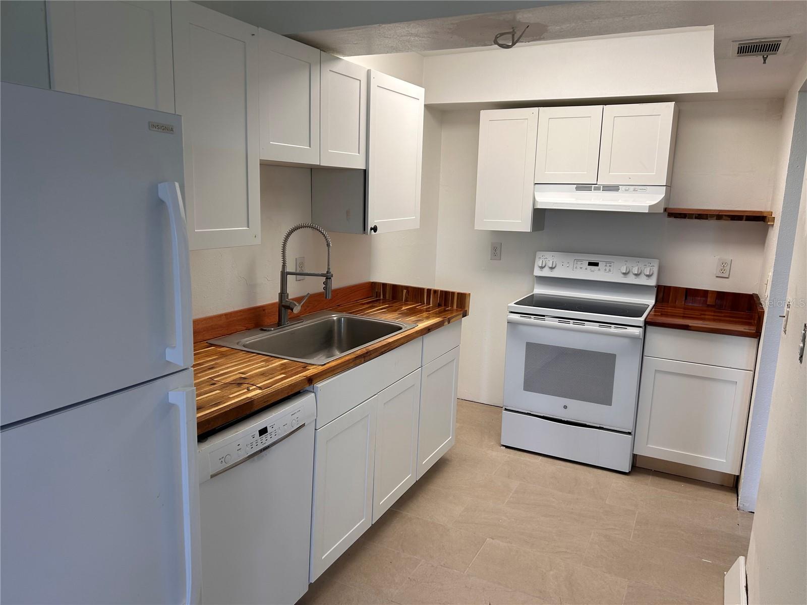 320 N BAYSHORE BOULEVARD 203
