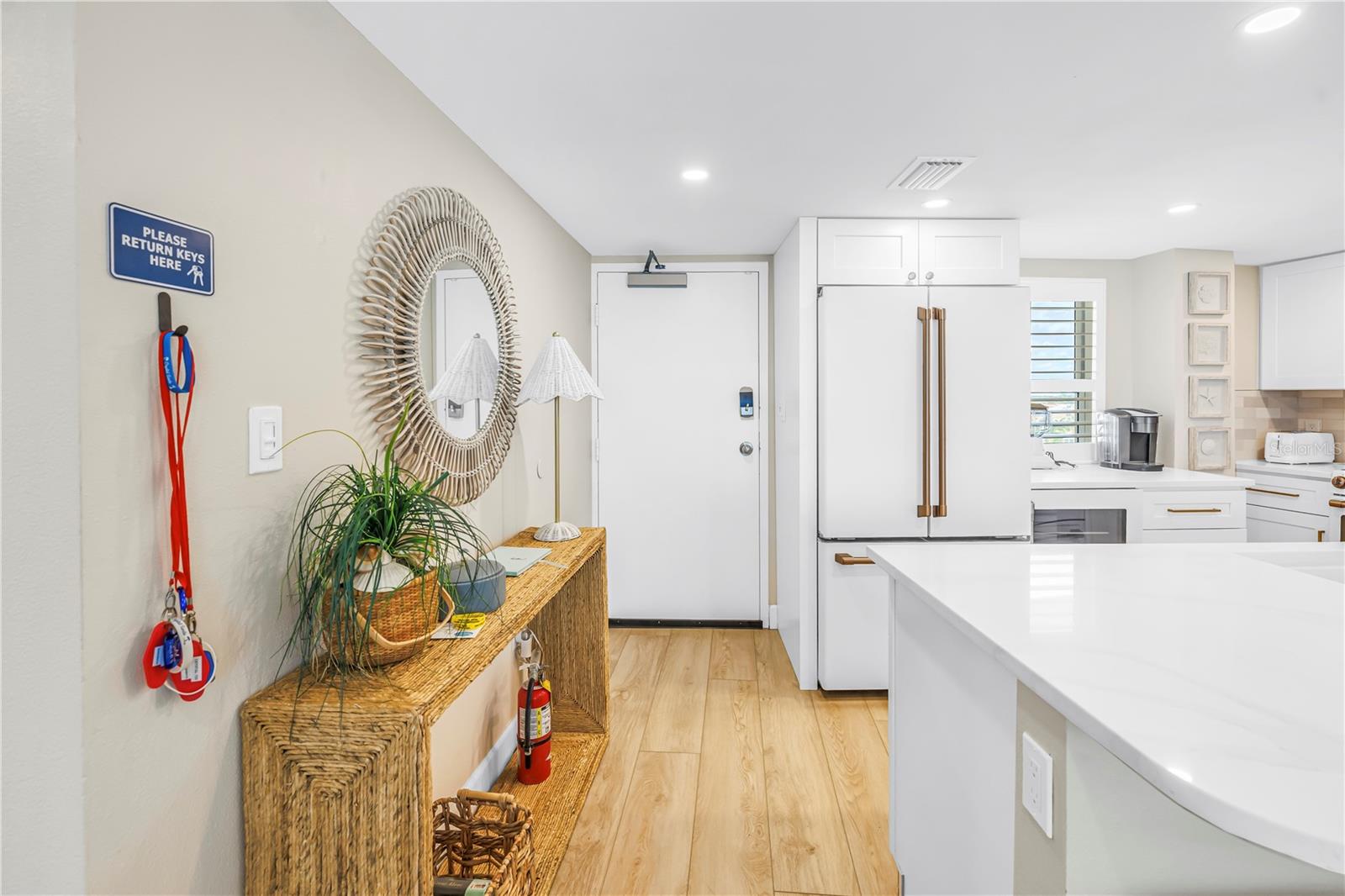 CRYSTAL SANDS 2 - Residential