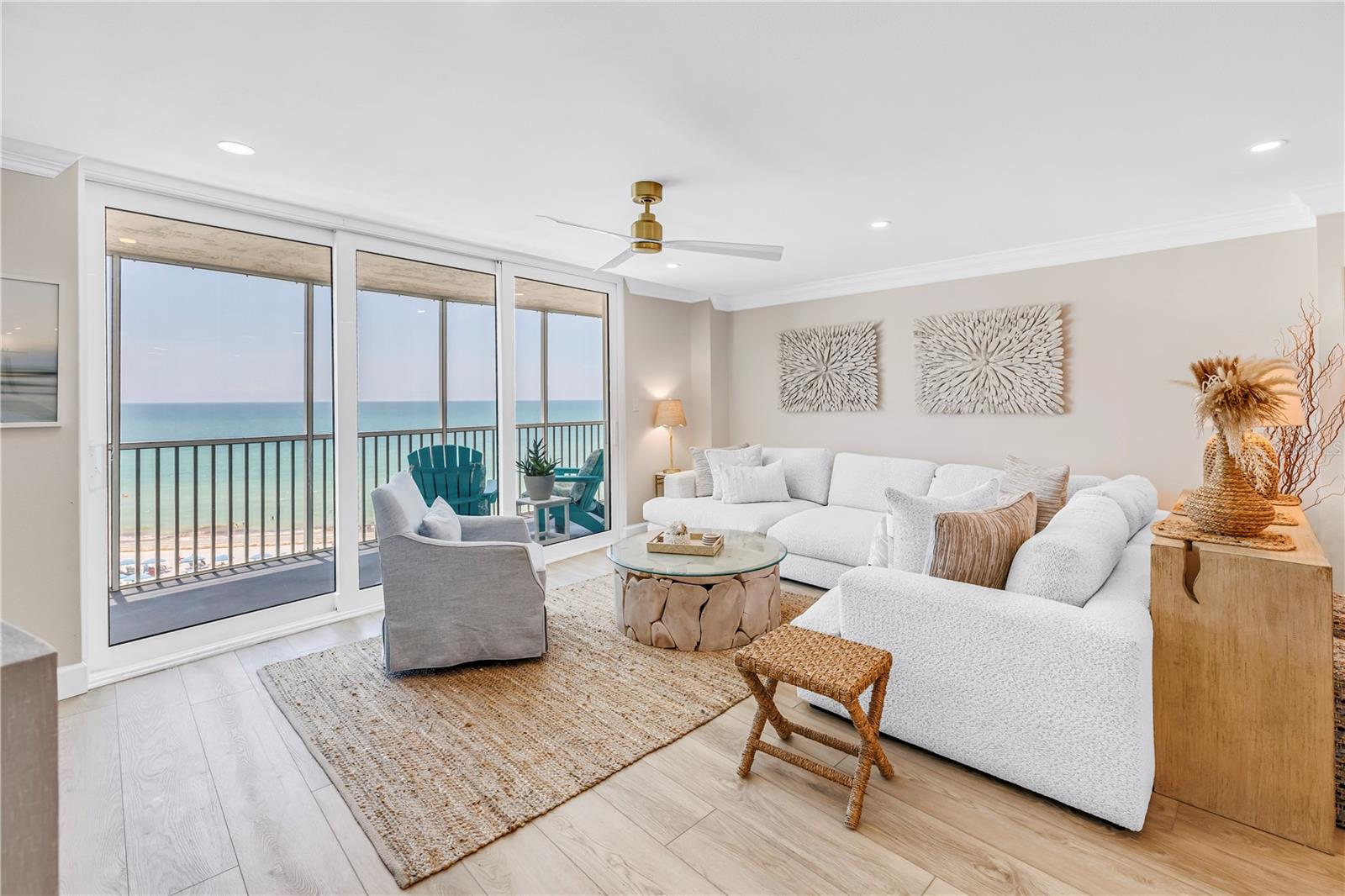 CRYSTAL SANDS 2 - Residential