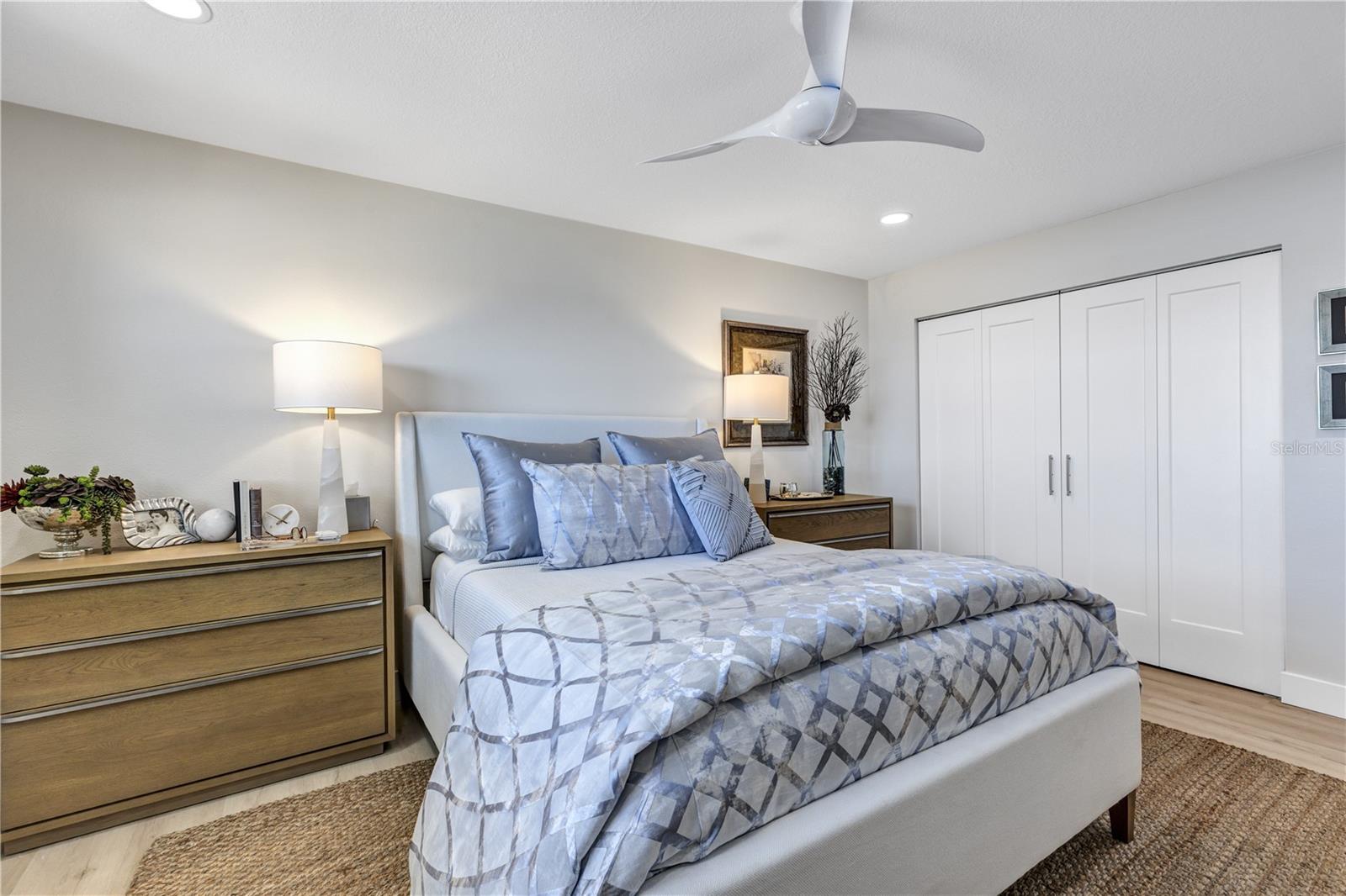 CAPTAINS QUARTERS - Residential