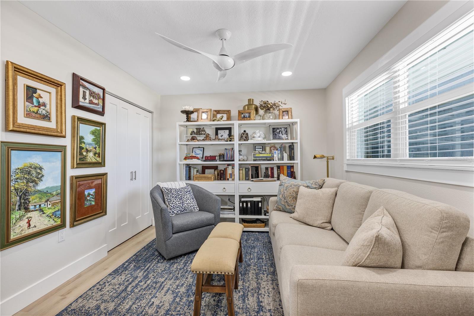 CAPTAINS QUARTERS - Residential