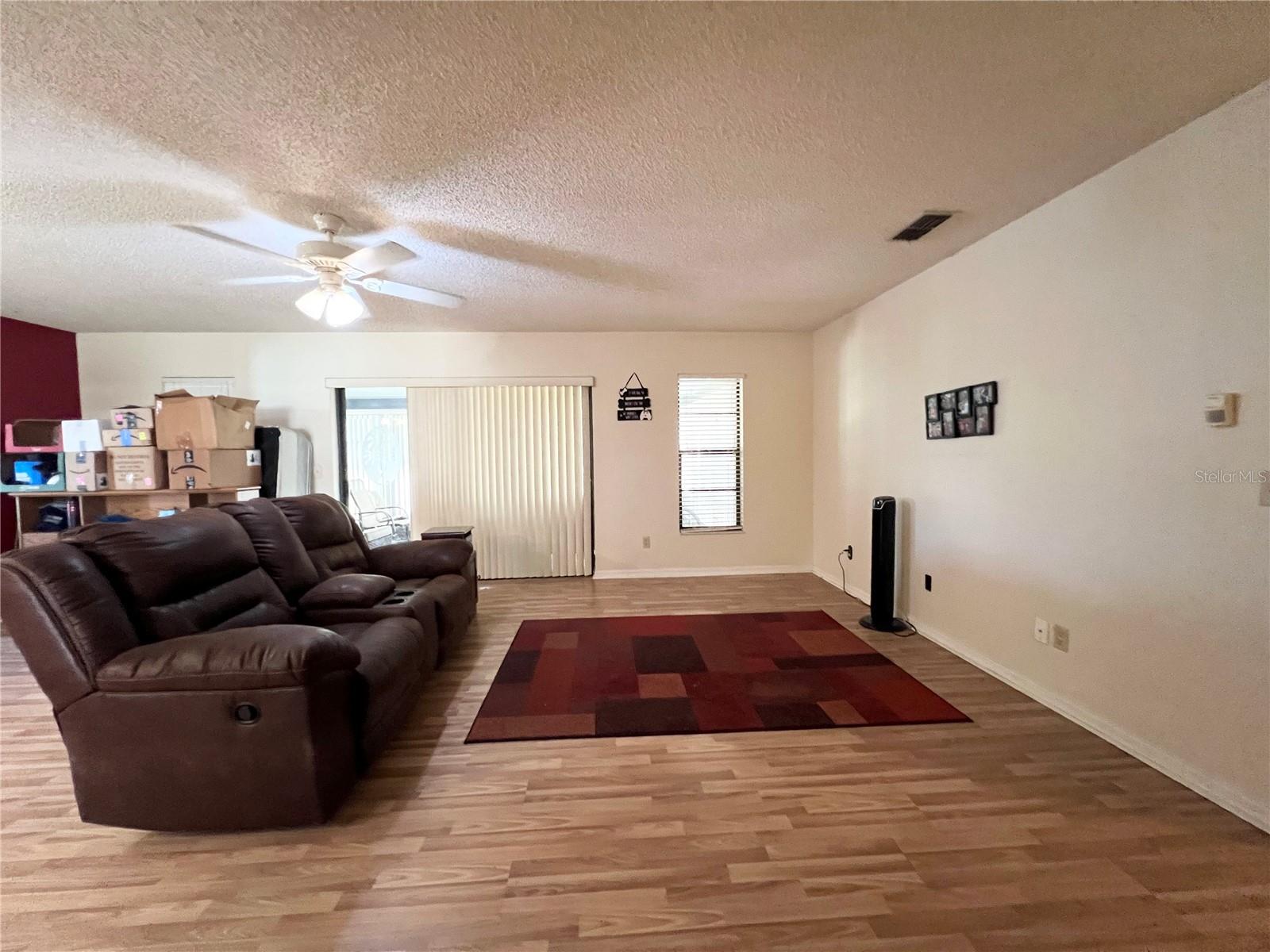 2918 W CAMPBELL ROAD