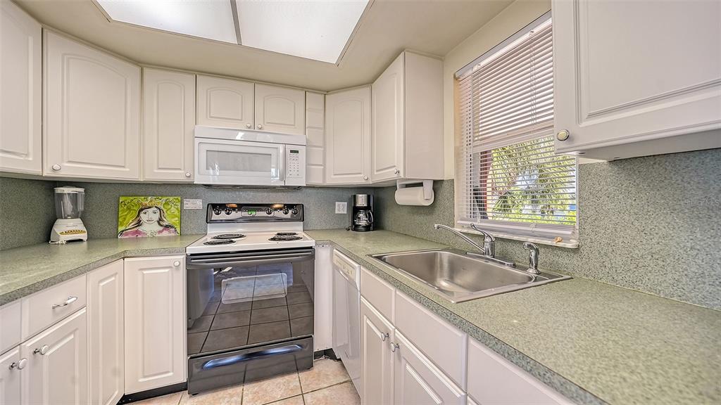 CASEY KEY - Residential