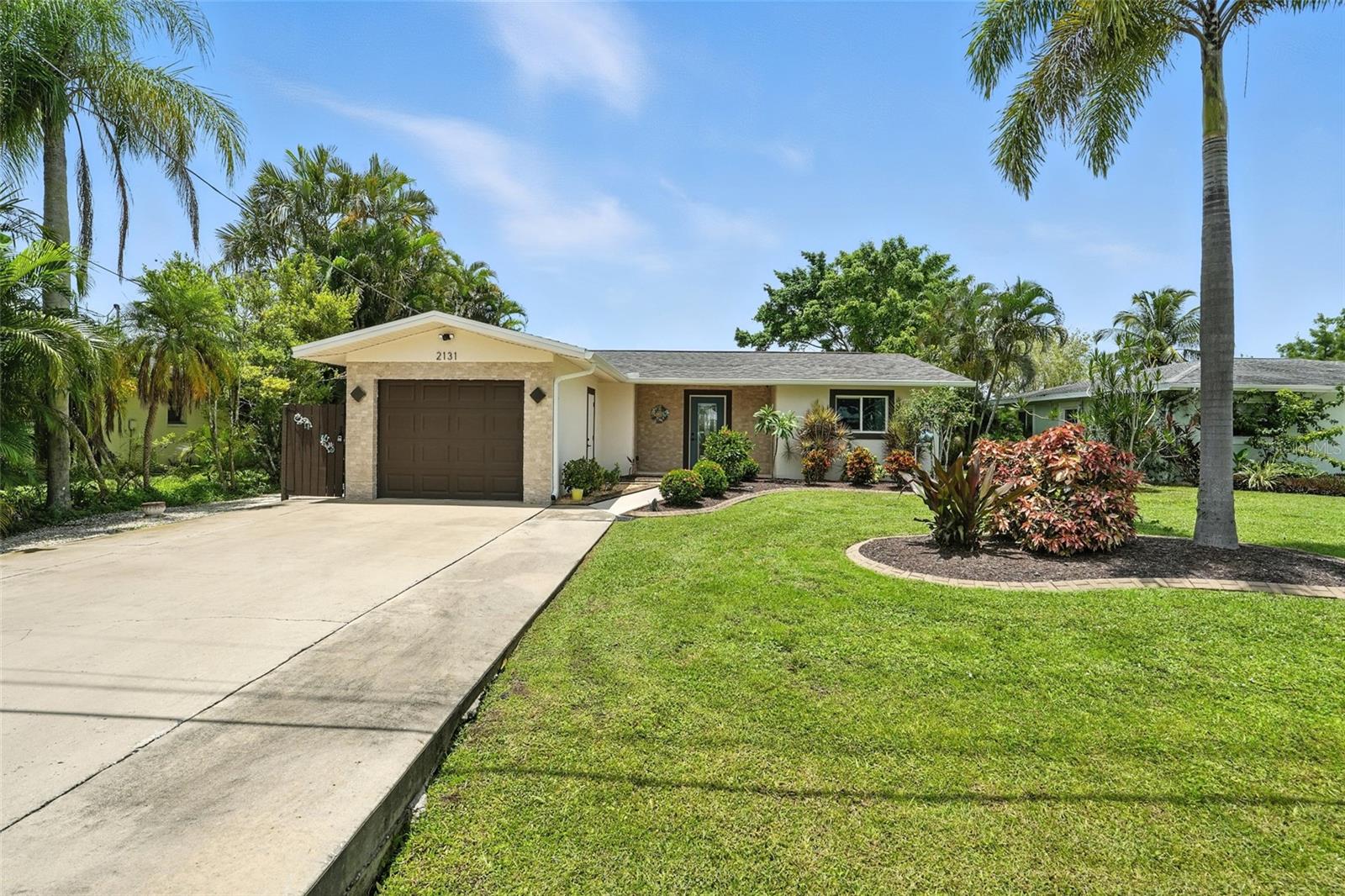 FT MYERS SHORES - Residential