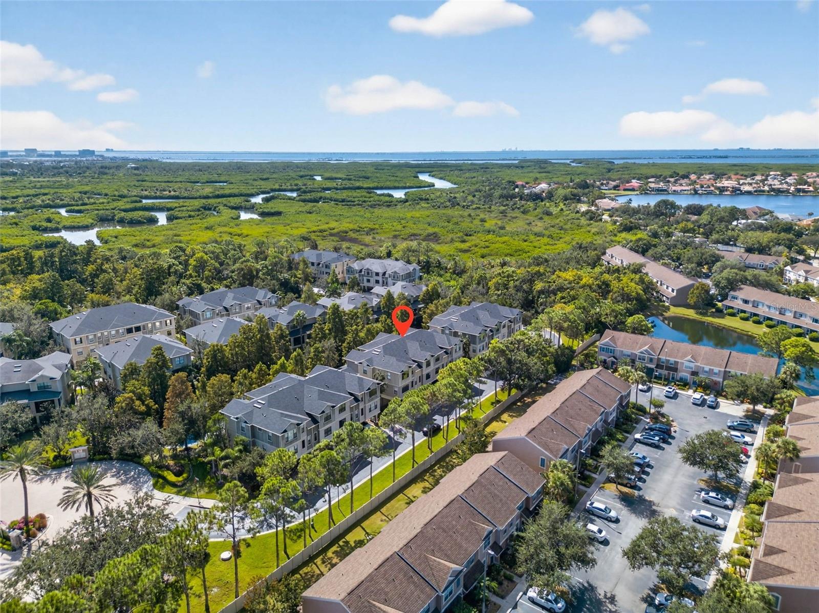 TOWNHOMES AT PELICAN POINTE - Residential