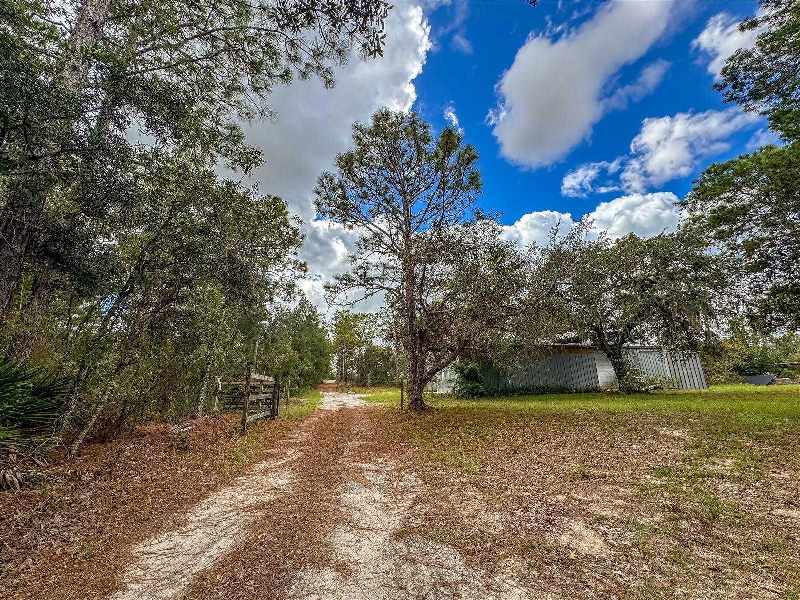 MELANIE HEIGHTS 12 13 - Residential