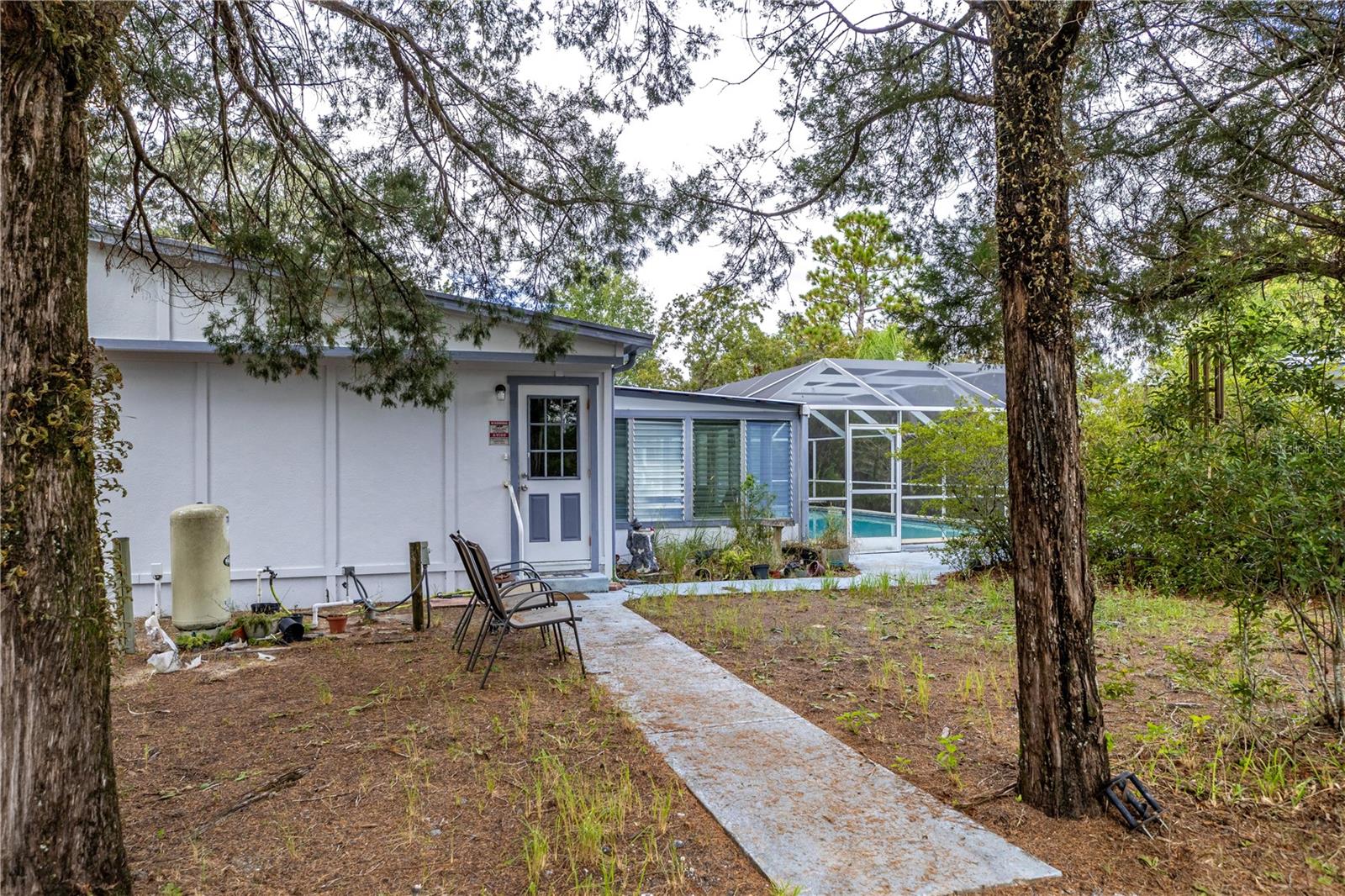 MELANIE HEIGHTS 12 13 - Residential