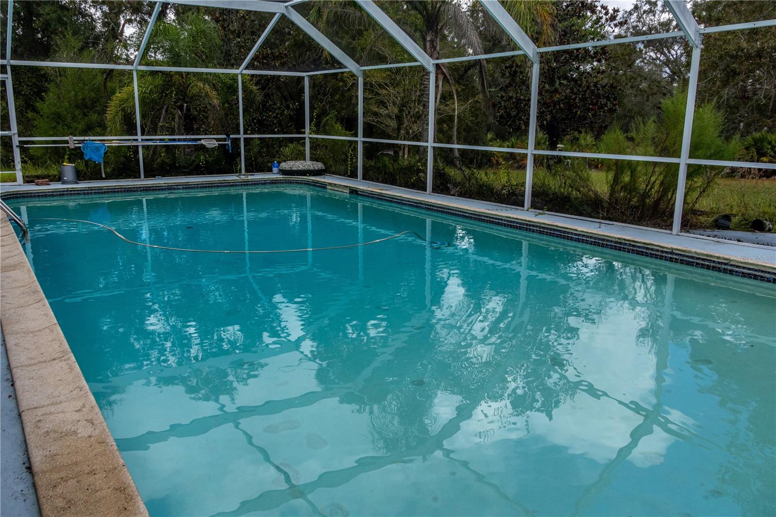 MELANIE HEIGHTS 12 13 - Residential