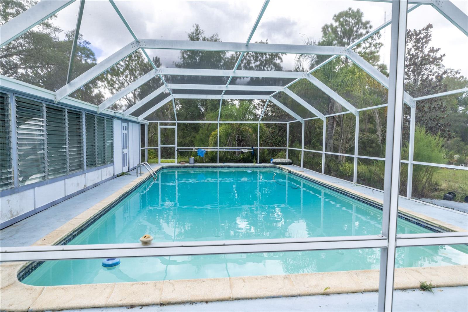 MELANIE HEIGHTS 12 13 - Residential