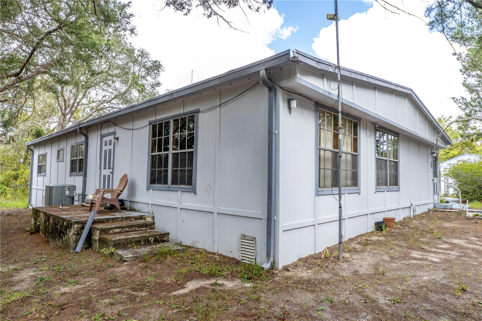 MELANIE HEIGHTS 12 13 - Residential