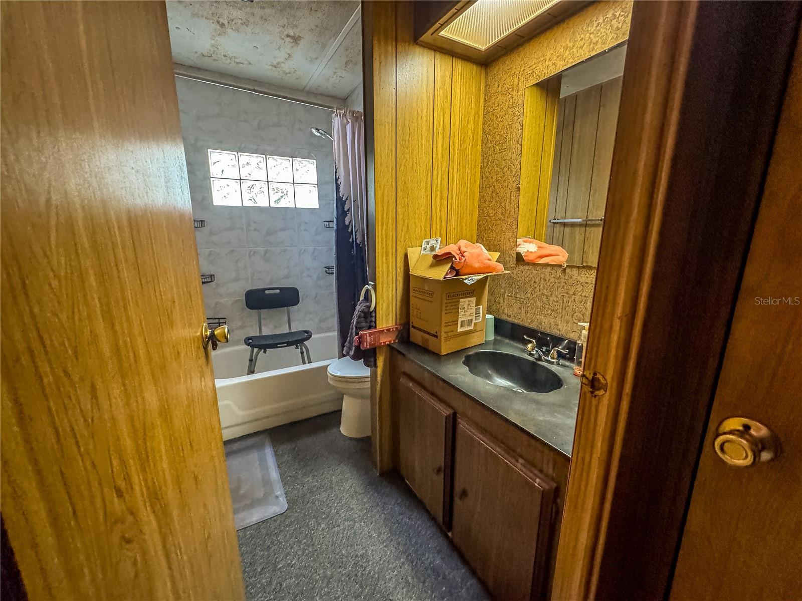 MELANIE HEIGHTS 12 13 - Residential