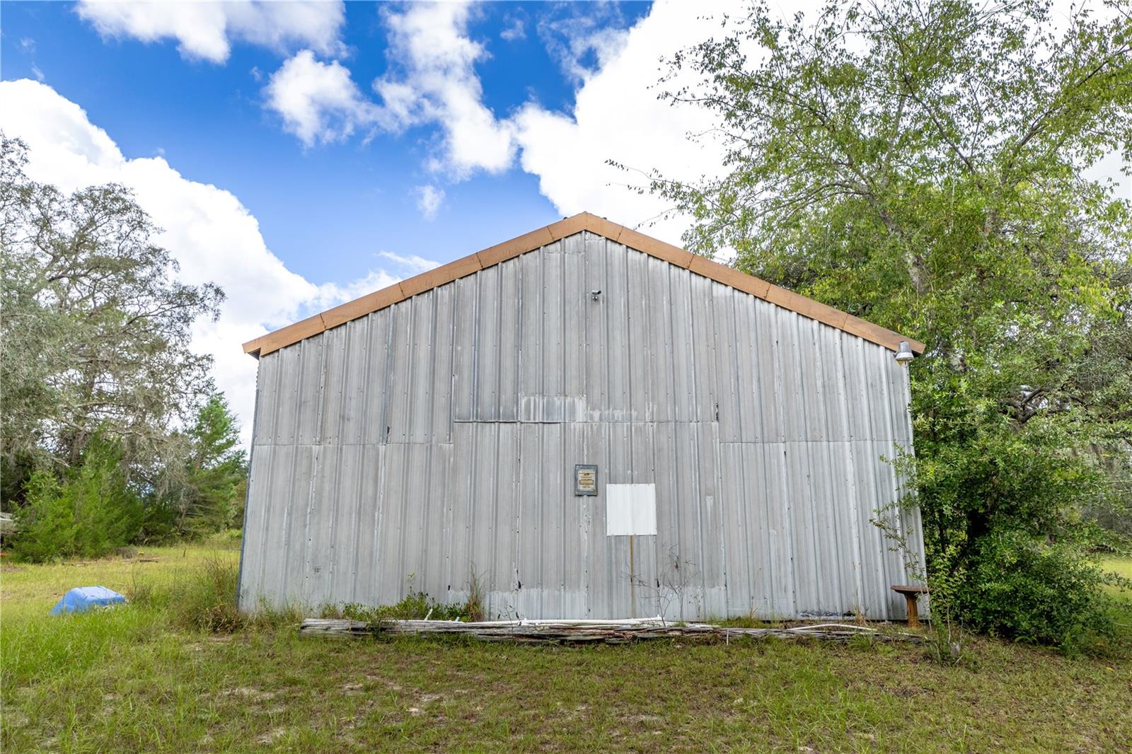 MELANIE HEIGHTS 12 13 - Residential