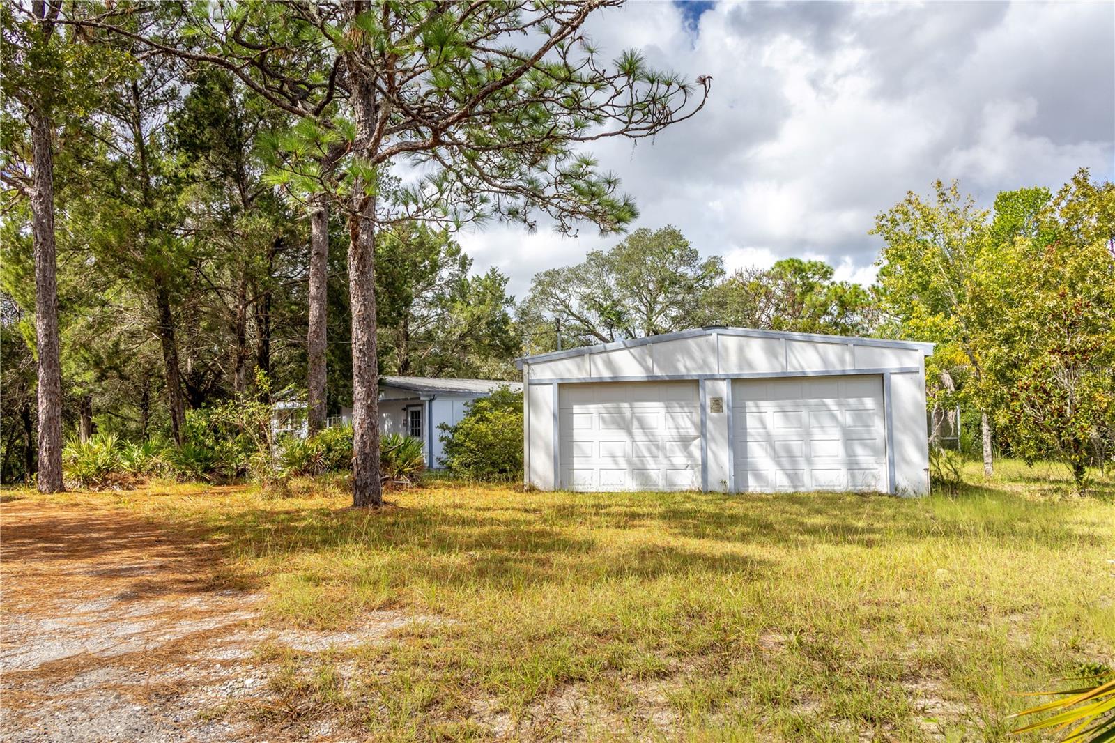 MELANIE HEIGHTS 12 13 - Residential