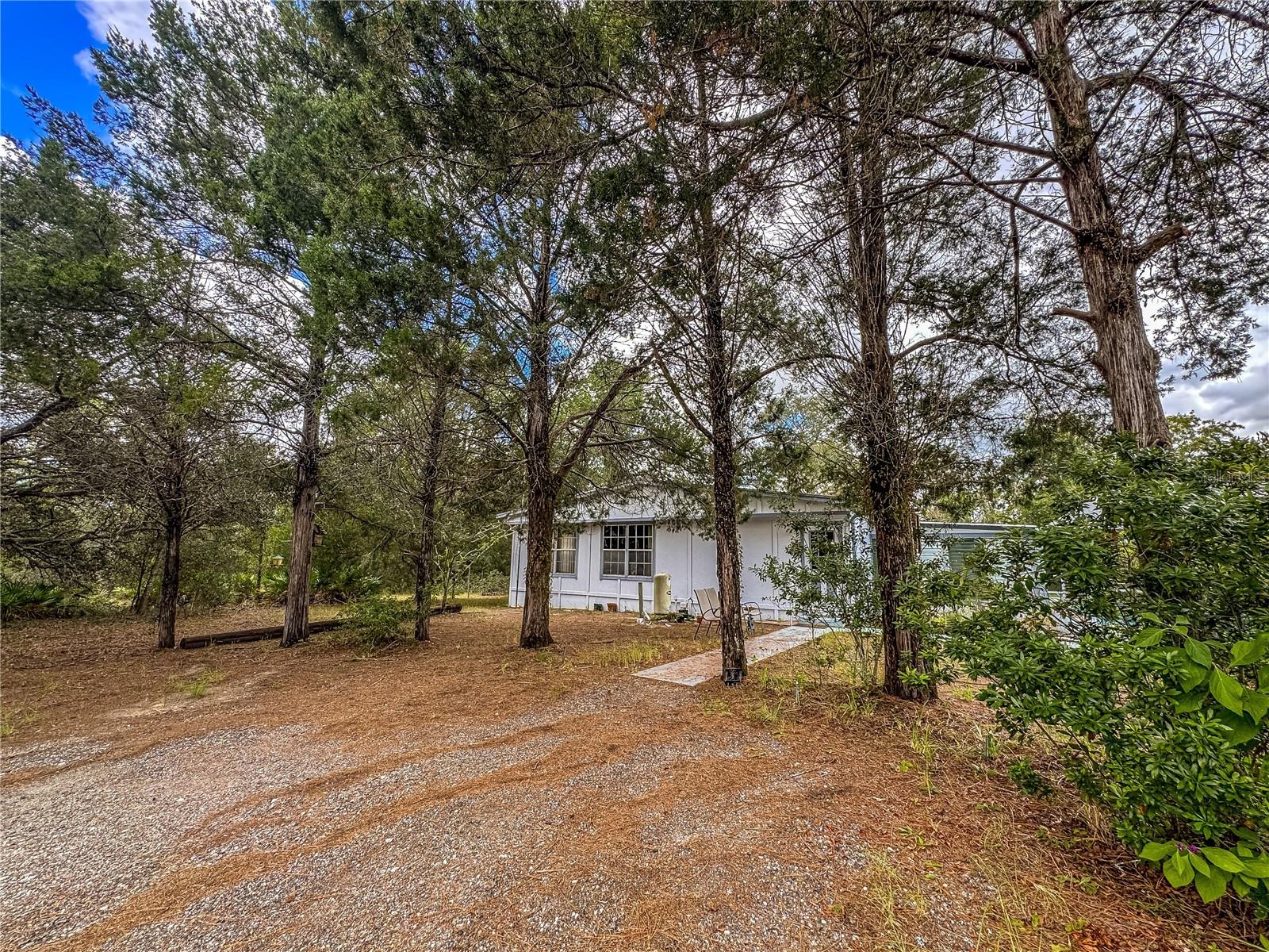 MELANIE HEIGHTS 12 13 - Residential