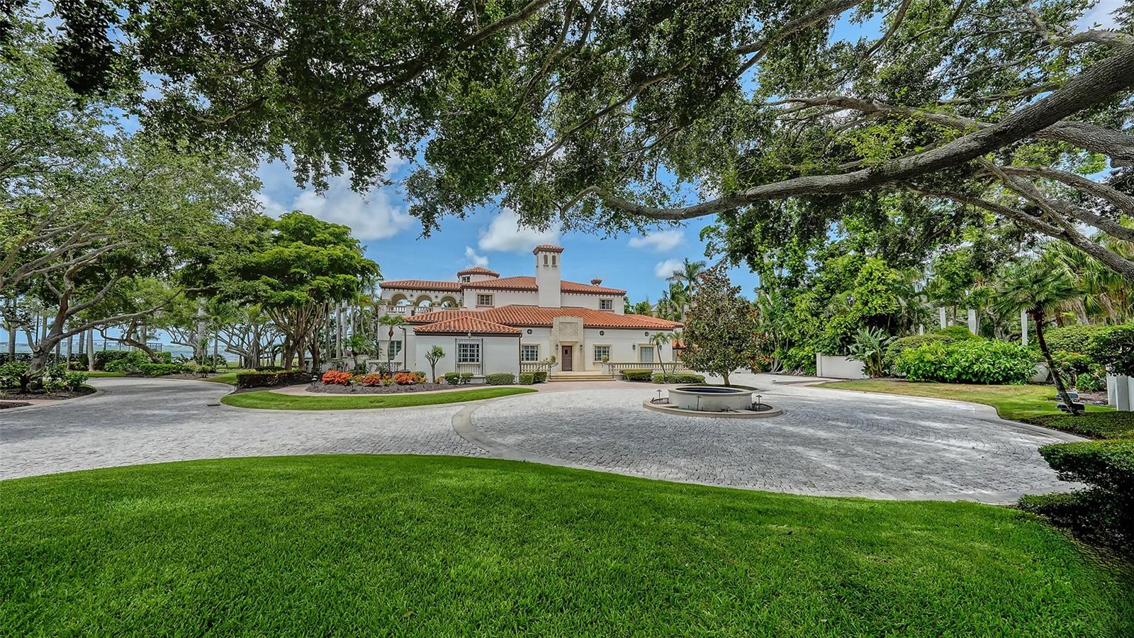 4423 BAY SHORE ROAD