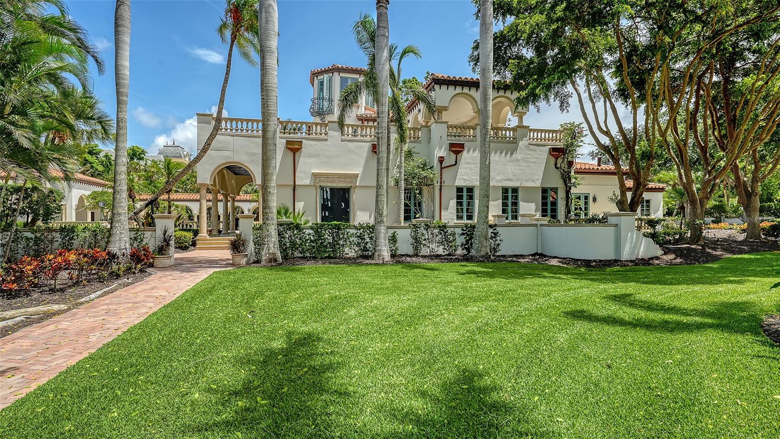 4423 BAY SHORE ROAD