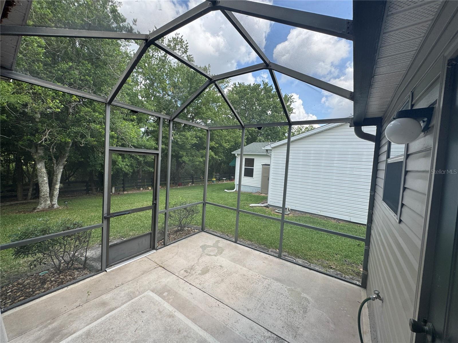VILLAGES OF SUMTER - Residential Lease