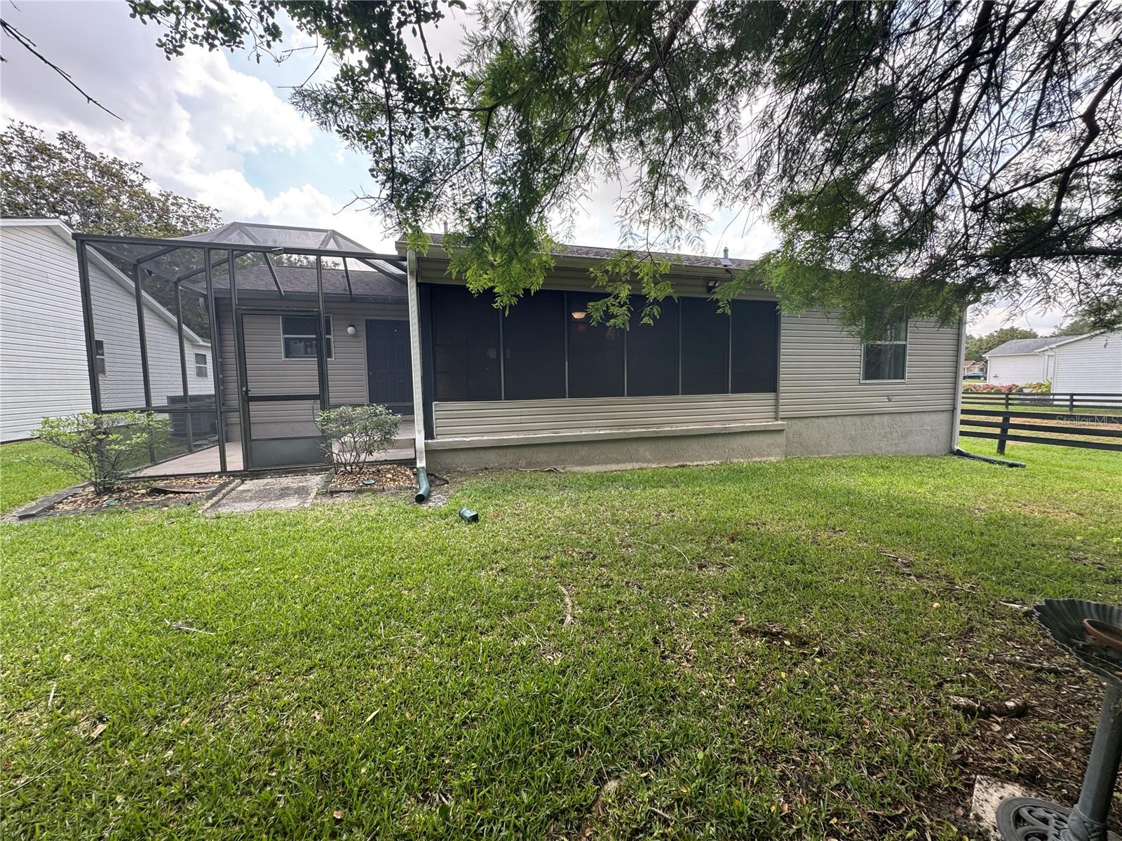 VILLAGES OF SUMTER - Residential Lease
