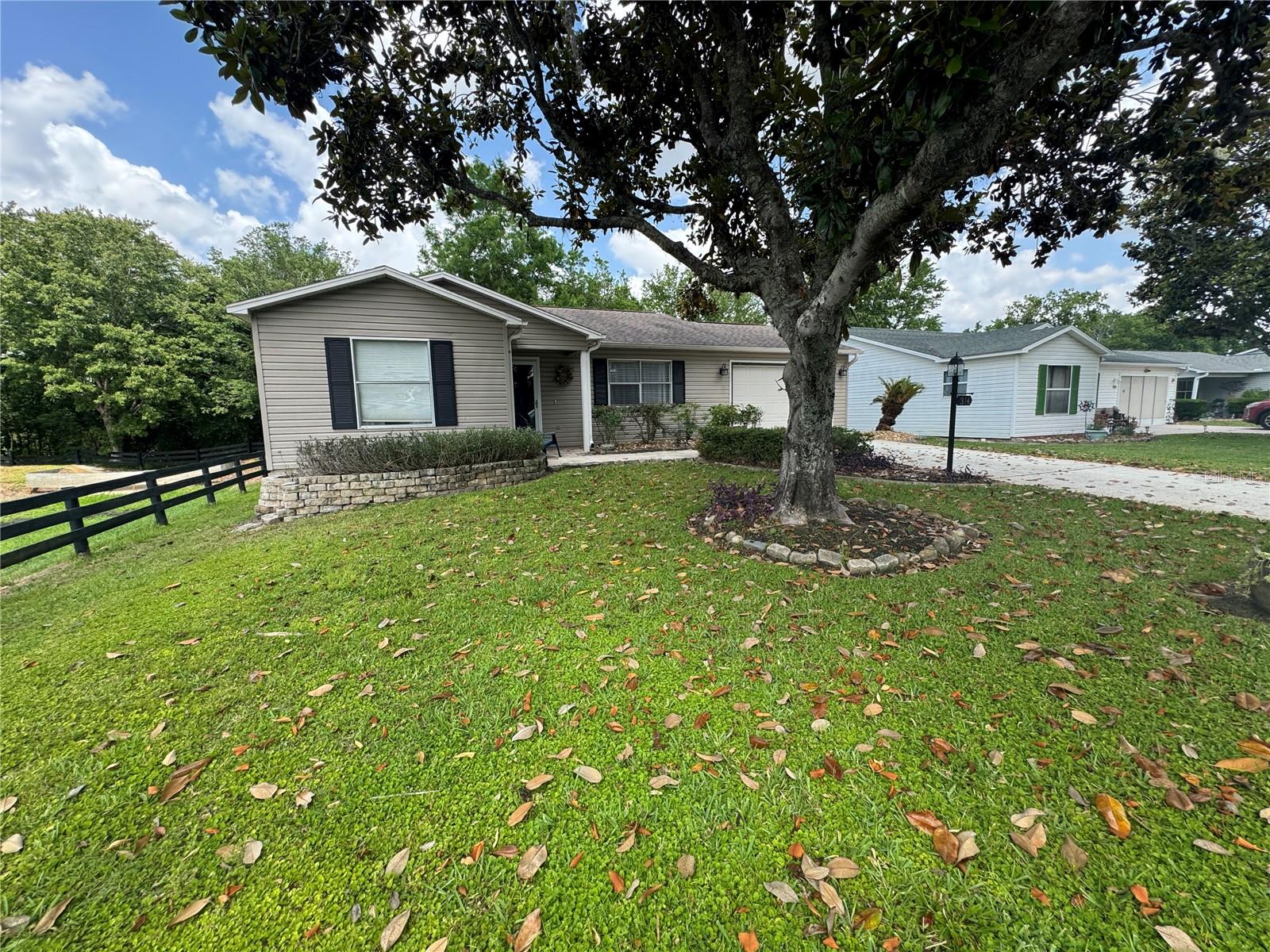 VILLAGES OF SUMTER - Residential Lease