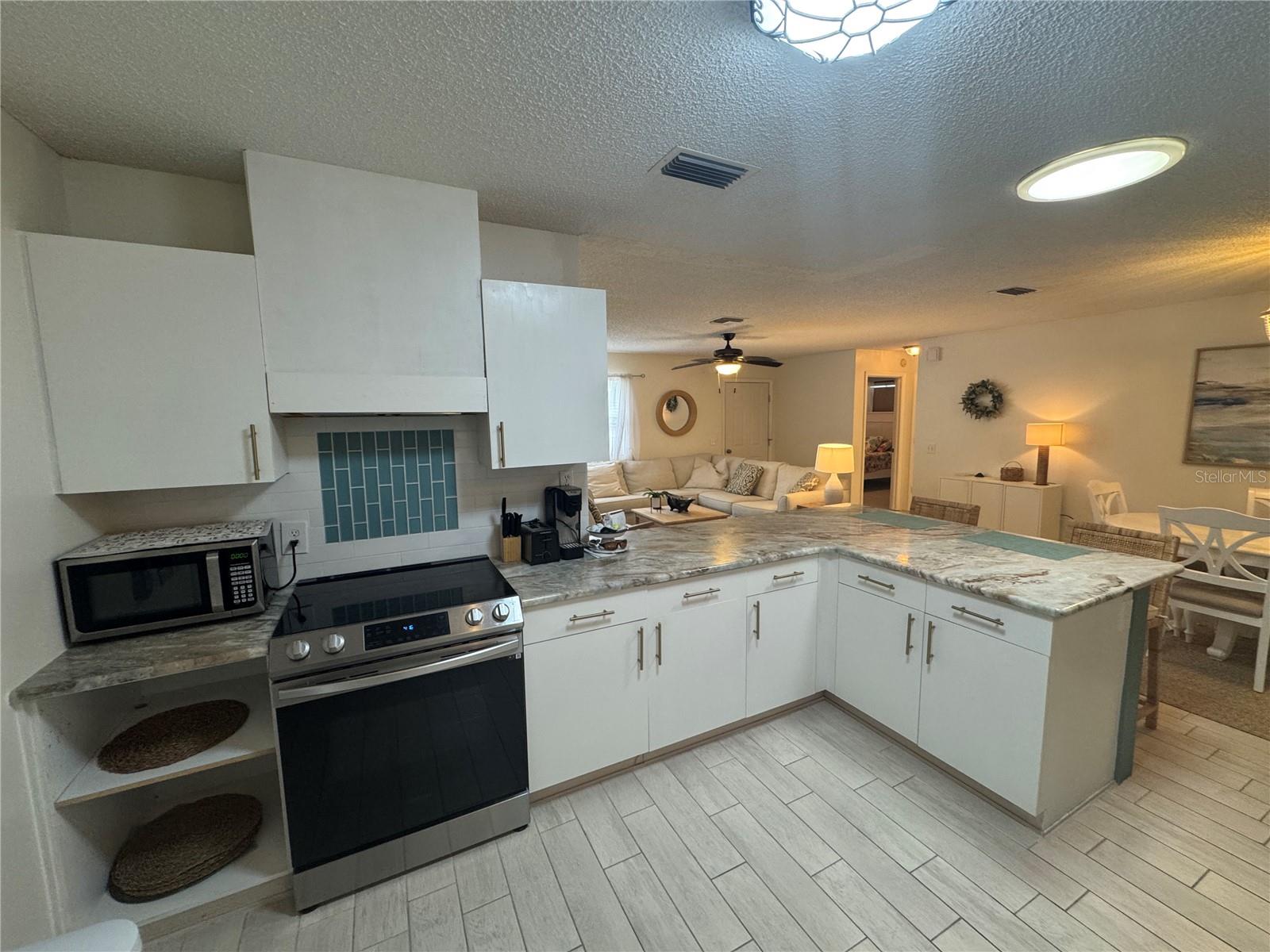 VILLAGES OF SUMTER - Residential Lease