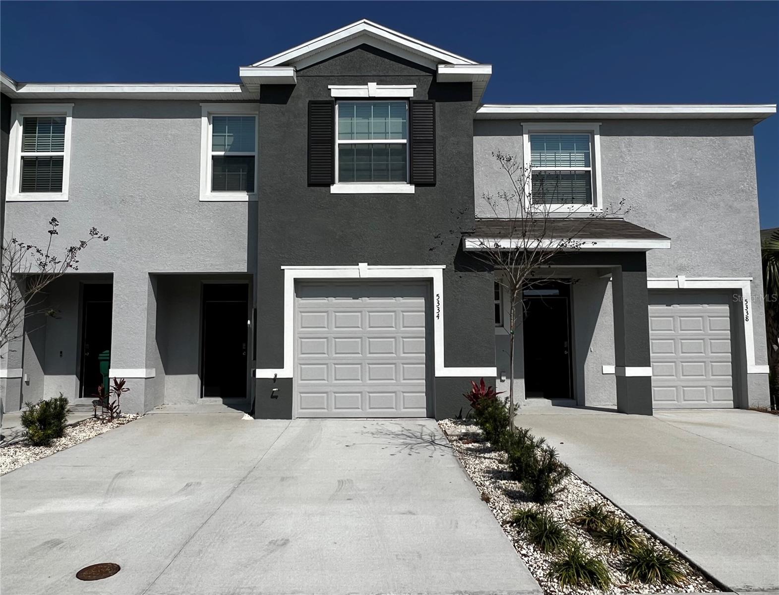 Available for immediate move-in! 3 Bedroom 2.5 Bath Townhome located in the desirable community of Beaumont. The Beaumont community is located in close proximity to The Villages and includes gated community entry and a resort style pool. This beautiful townhome has an upgraded lot, a LARGE SCREENED-IN PORCH, no rear neighbors and is located close to the community pool. The home offers an open floor plan concept on the first floor, ceramic tile throughout the main living area and carpet in the bedrooms. The gorgeous kitchen features a huge center island, custom white cabinets with granite countertops and stainless-steel appliances. The second floor includes a large Master Suite with two walk-in closets and en-suite bathroom with a dual sink vanity and walk-in shower. The second floor also has two additional bedrooms, another full bathroom, and a washer/dryer. Great Location! Close to shopping, dining, only 10 minutes to I-75 allowing for an easy commute to Orlando, Tampa, or Jacksonville. Schedule your viewing today! Tenant Application and Approval Required. Pets permitted on a case by case basis, pet screening required, $350/approved pet. Minimum qualifications include 600 or better credit score, verifiable gross monthly income of at least 3x the amount of monthly rent, no evictions or landlord tenant collections.