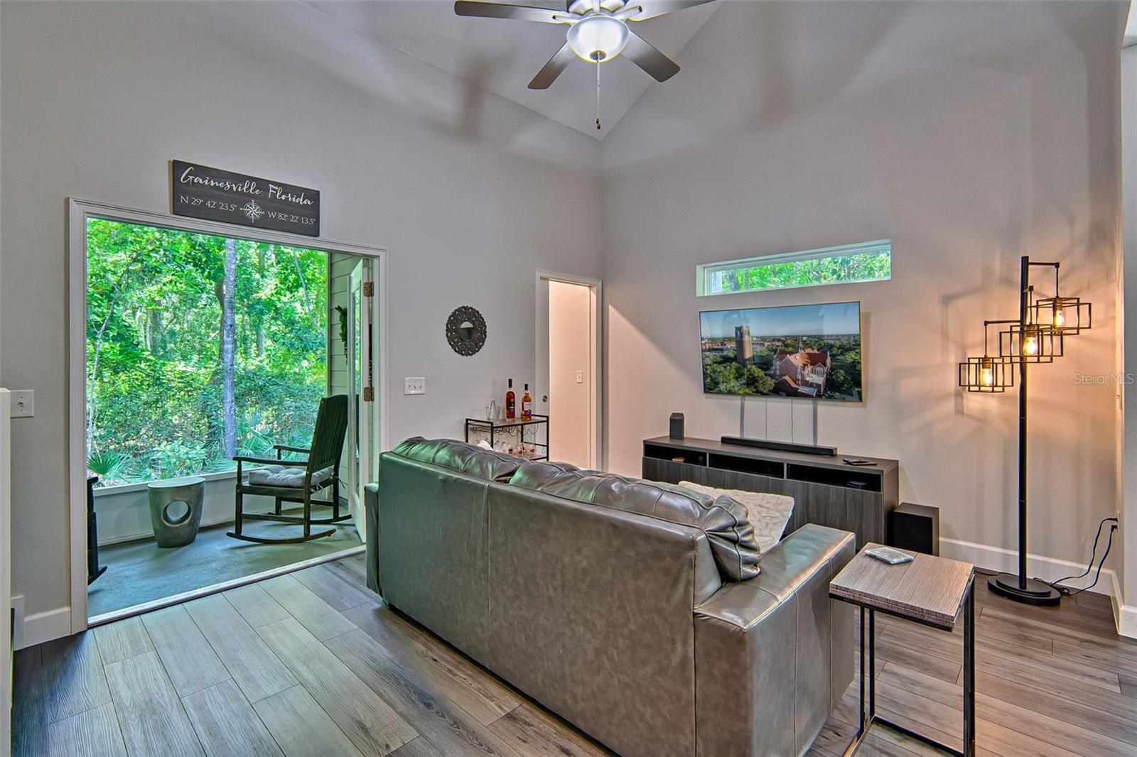BLUES CREEK - Residential