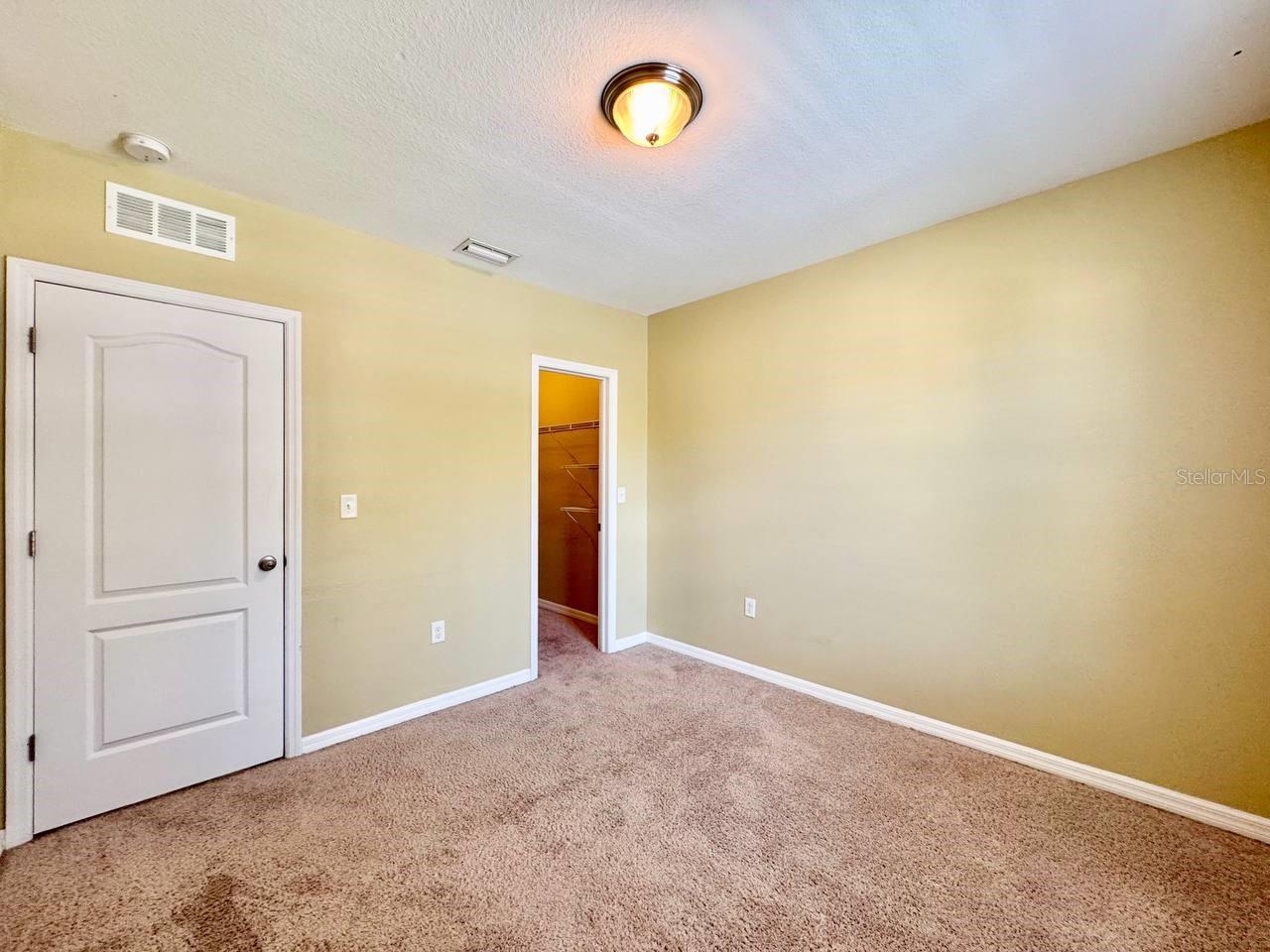 HIDDEN RIVER TWNHMS PH 2 - Residential Lease