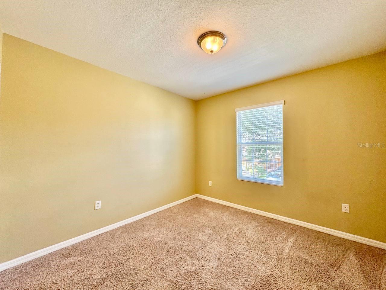 HIDDEN RIVER TWNHMS PH 2 - Residential Lease