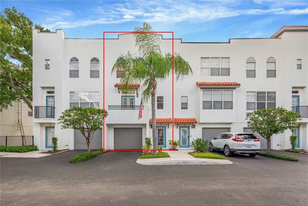 Photo of 3118 Toscana Circle, Tampa, FL 33611 (MLS # TB8550512)