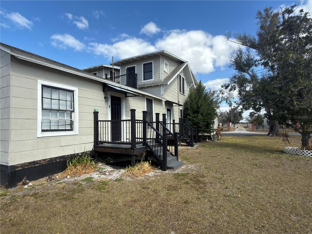 Photo of 1339 7th Street SW, Winter Haven, FL 33880 (MLS # L4959450)