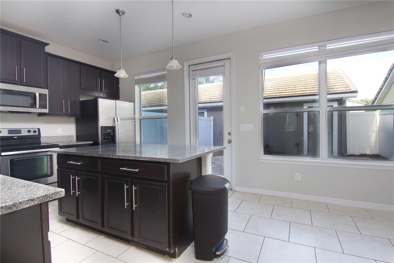 LAKE BURDEN SOUTH PH I - Residential Lease