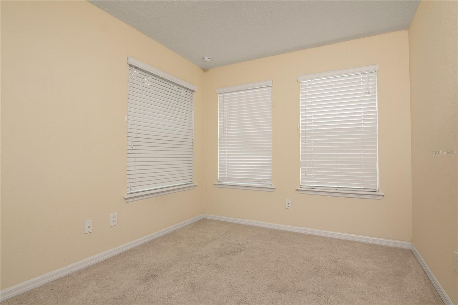 LAKE BURDEN SOUTH PH I - Residential Lease