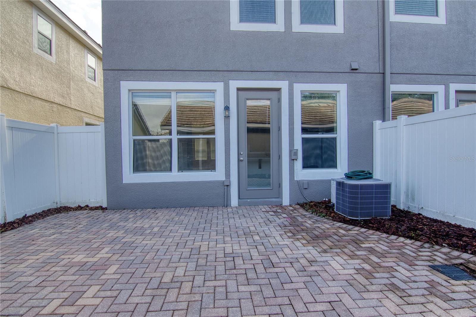 LAKE BURDEN SOUTH PH I - Residential Lease