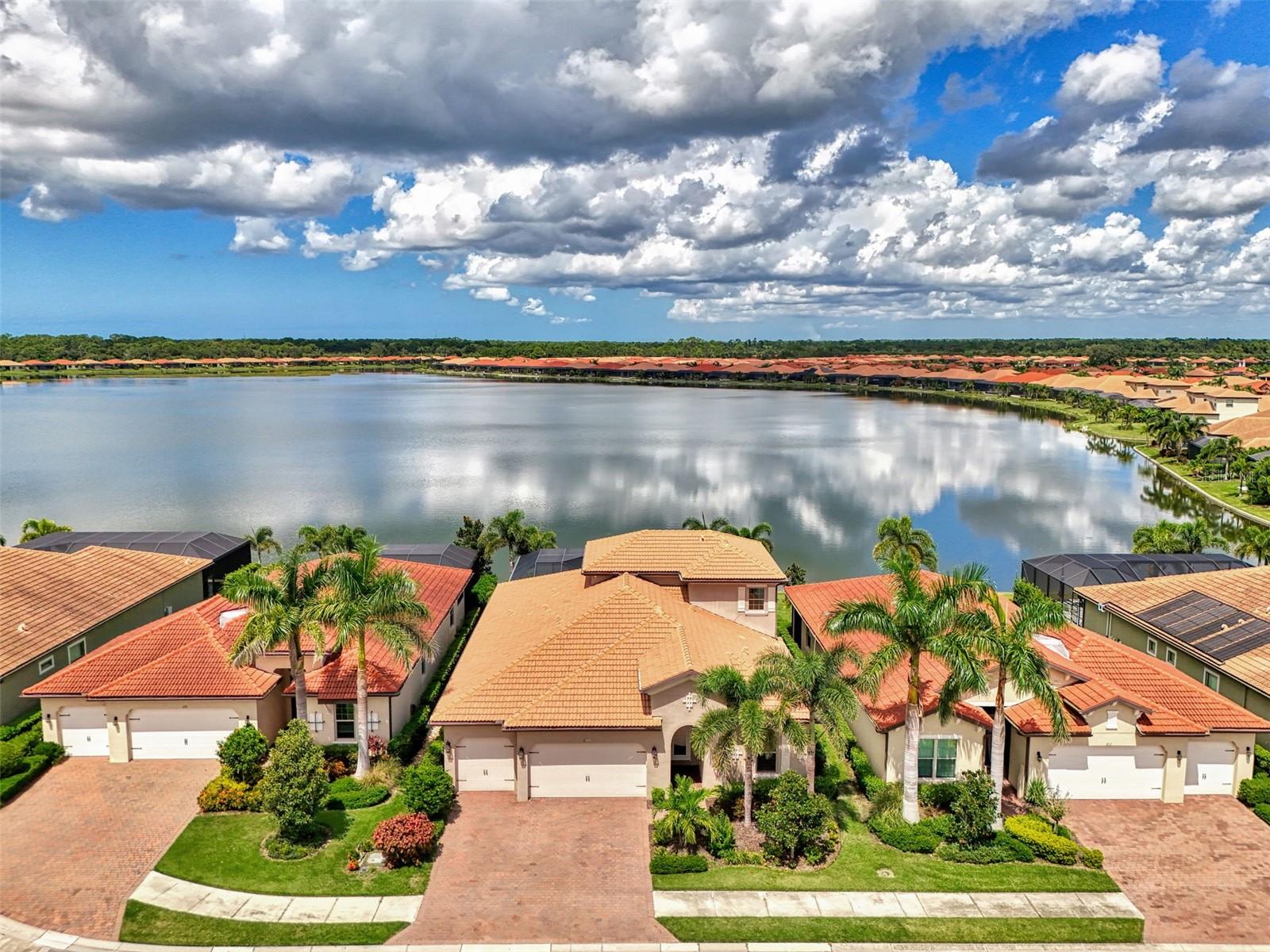 TOSCANA ISLES - Residential