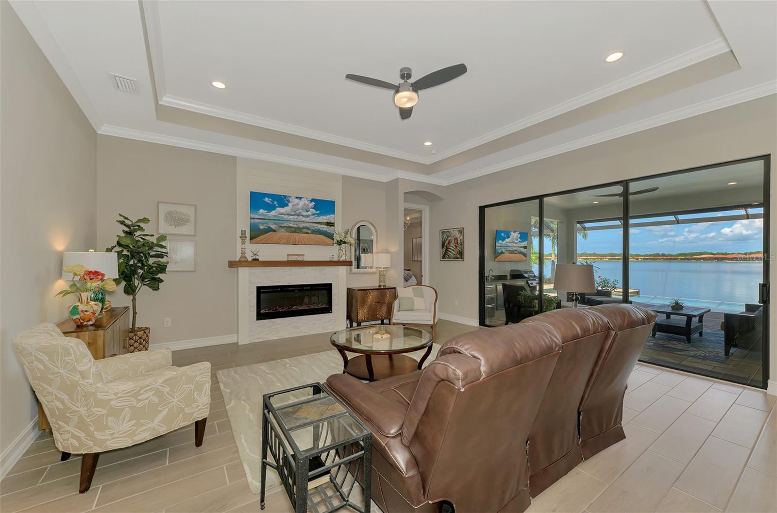 TOSCANA ISLES - Residential