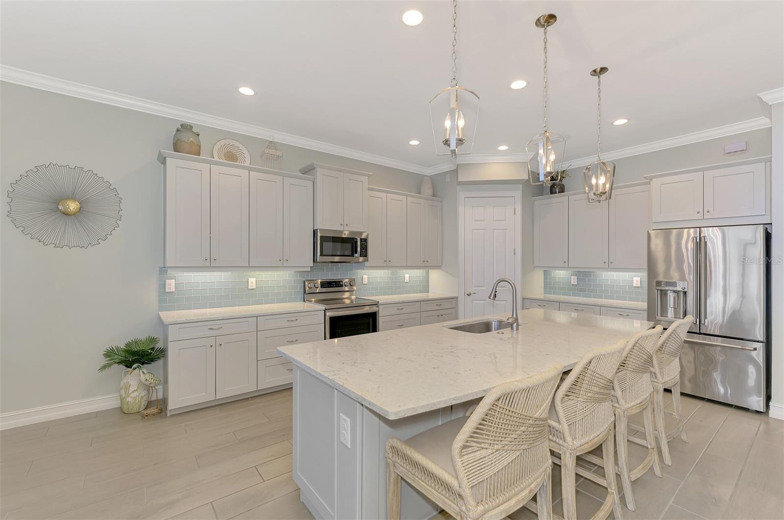 TOSCANA ISLES - Residential