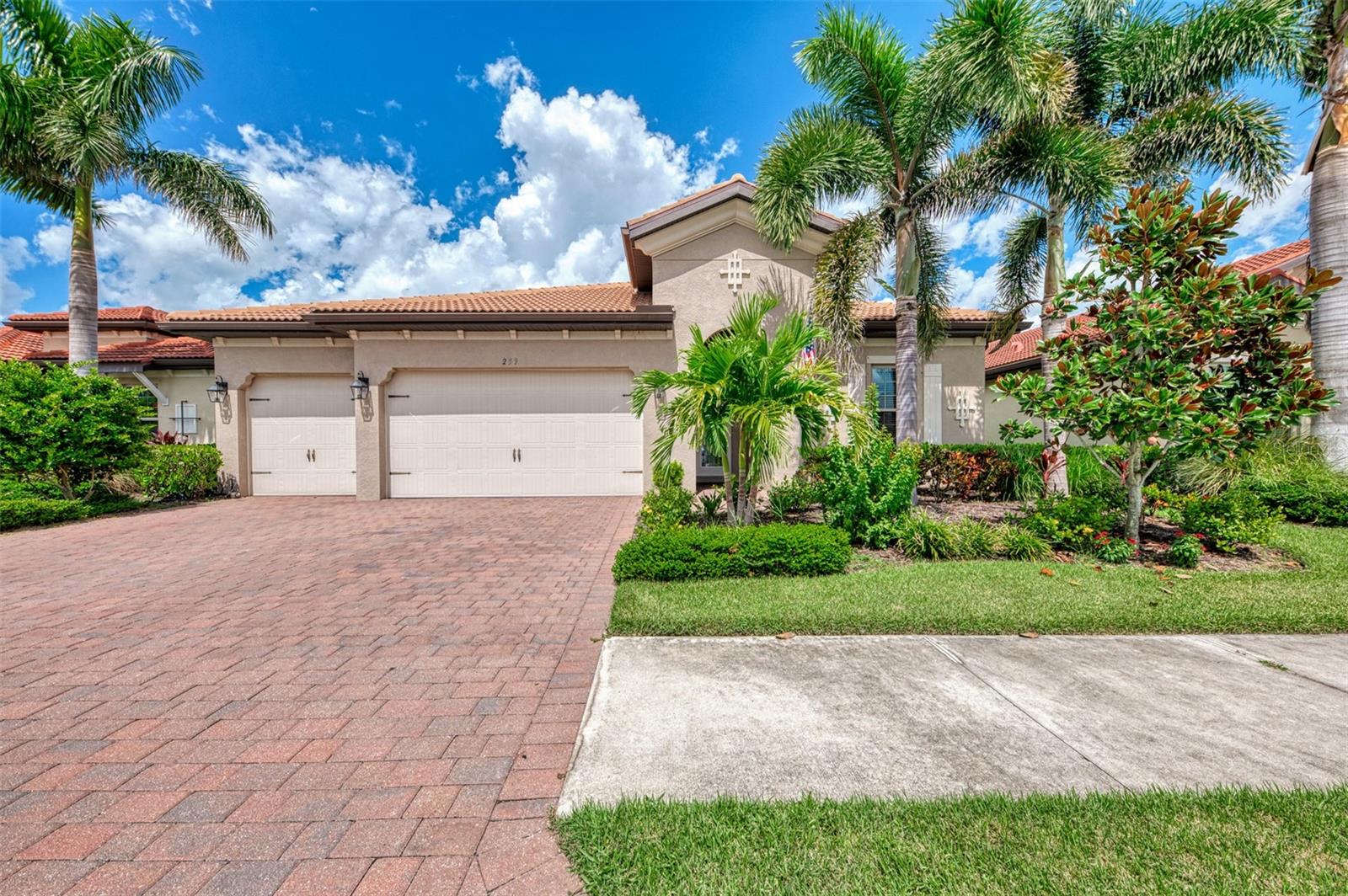 TOSCANA ISLES - Residential