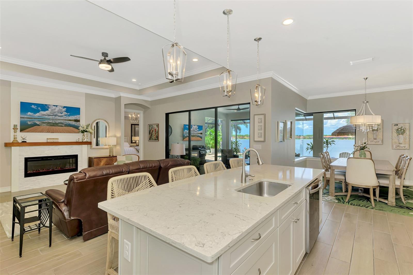 TOSCANA ISLES - Residential