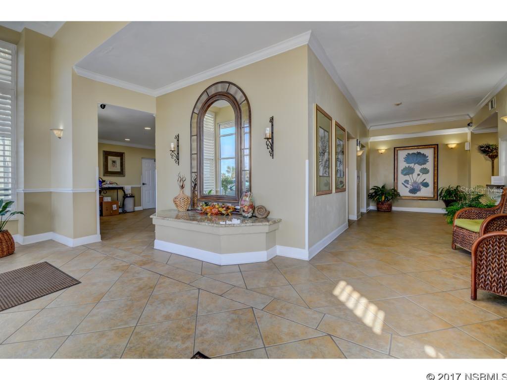 Towers 10 Condo - Residential