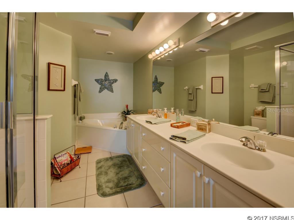 Towers 10 Condo - Residential