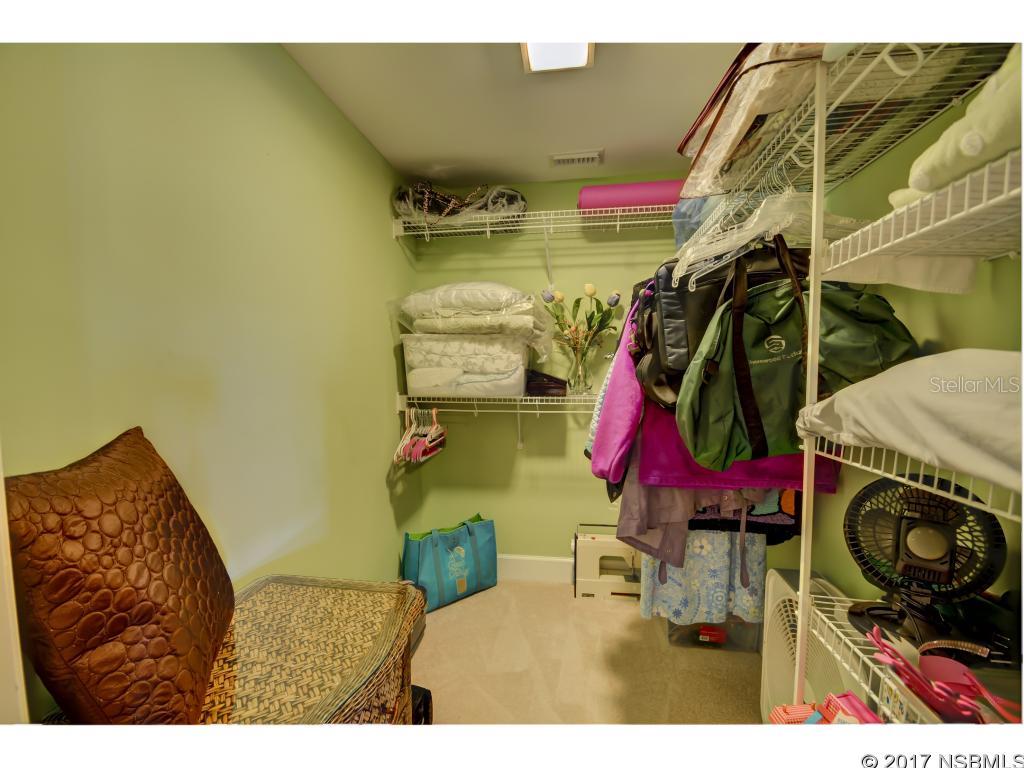 Towers 10 Condo - Residential