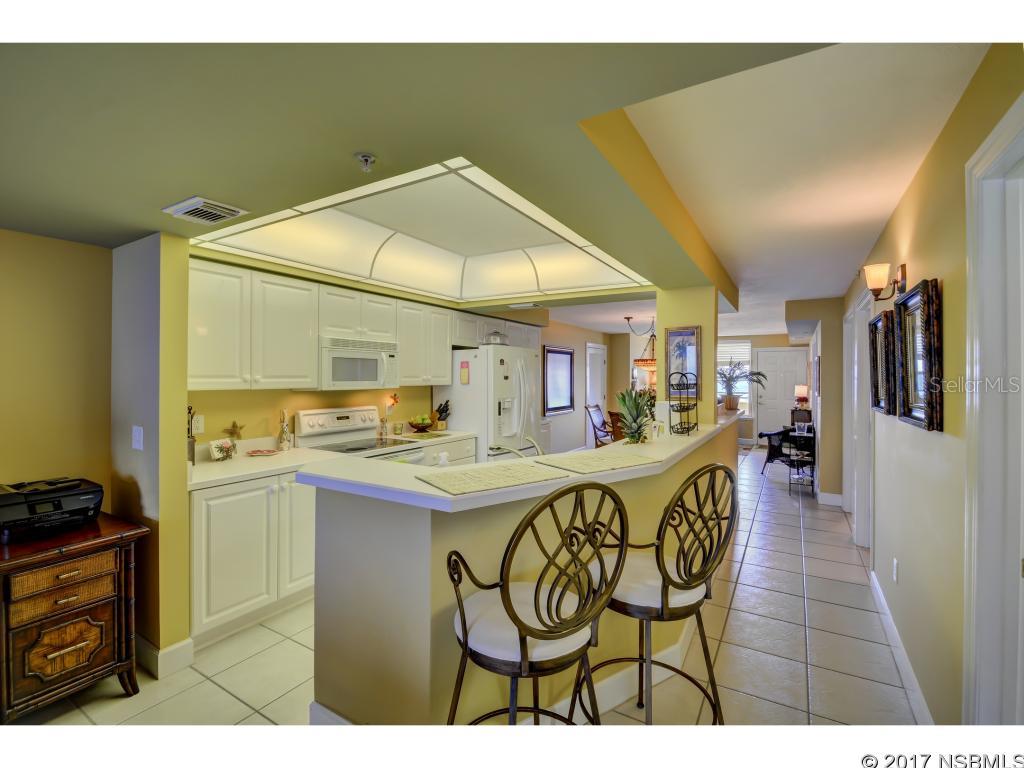 Towers 10 Condo - Residential