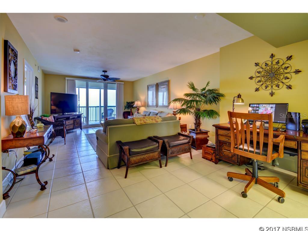 Towers 10 Condo - Residential