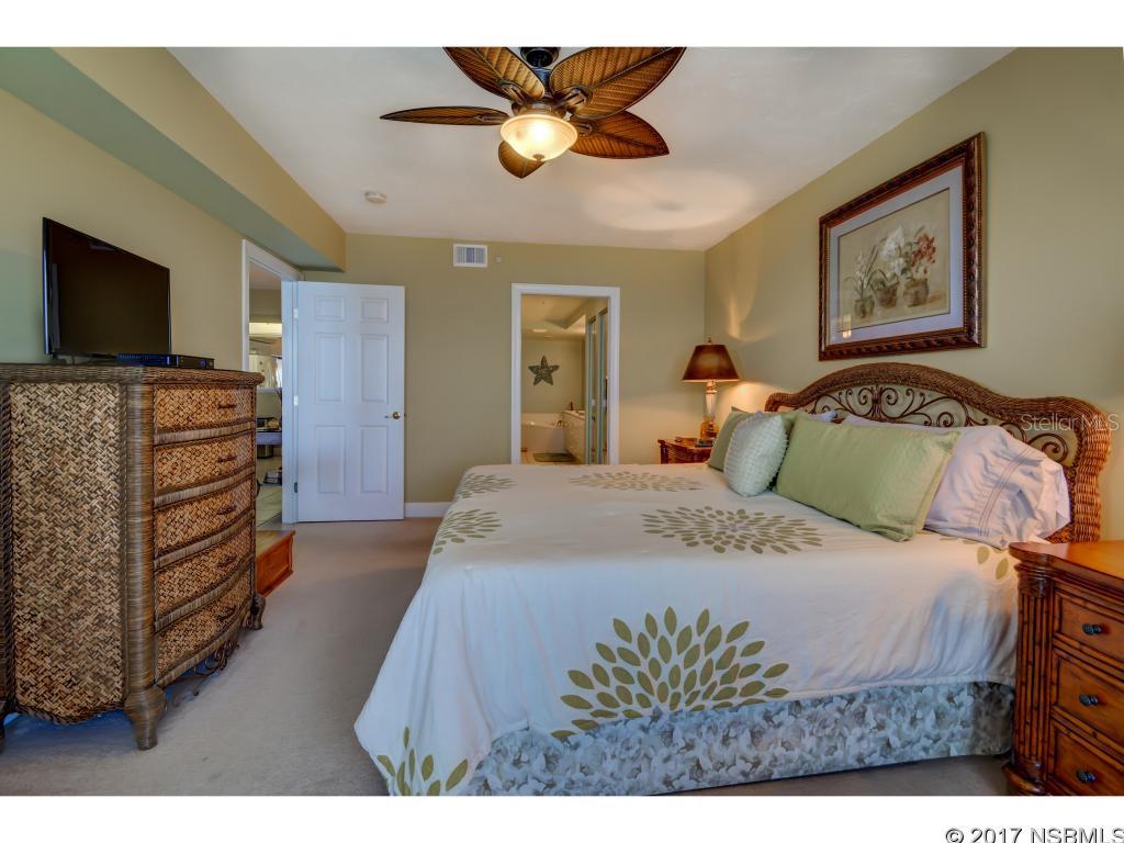 Towers 10 Condo - Residential